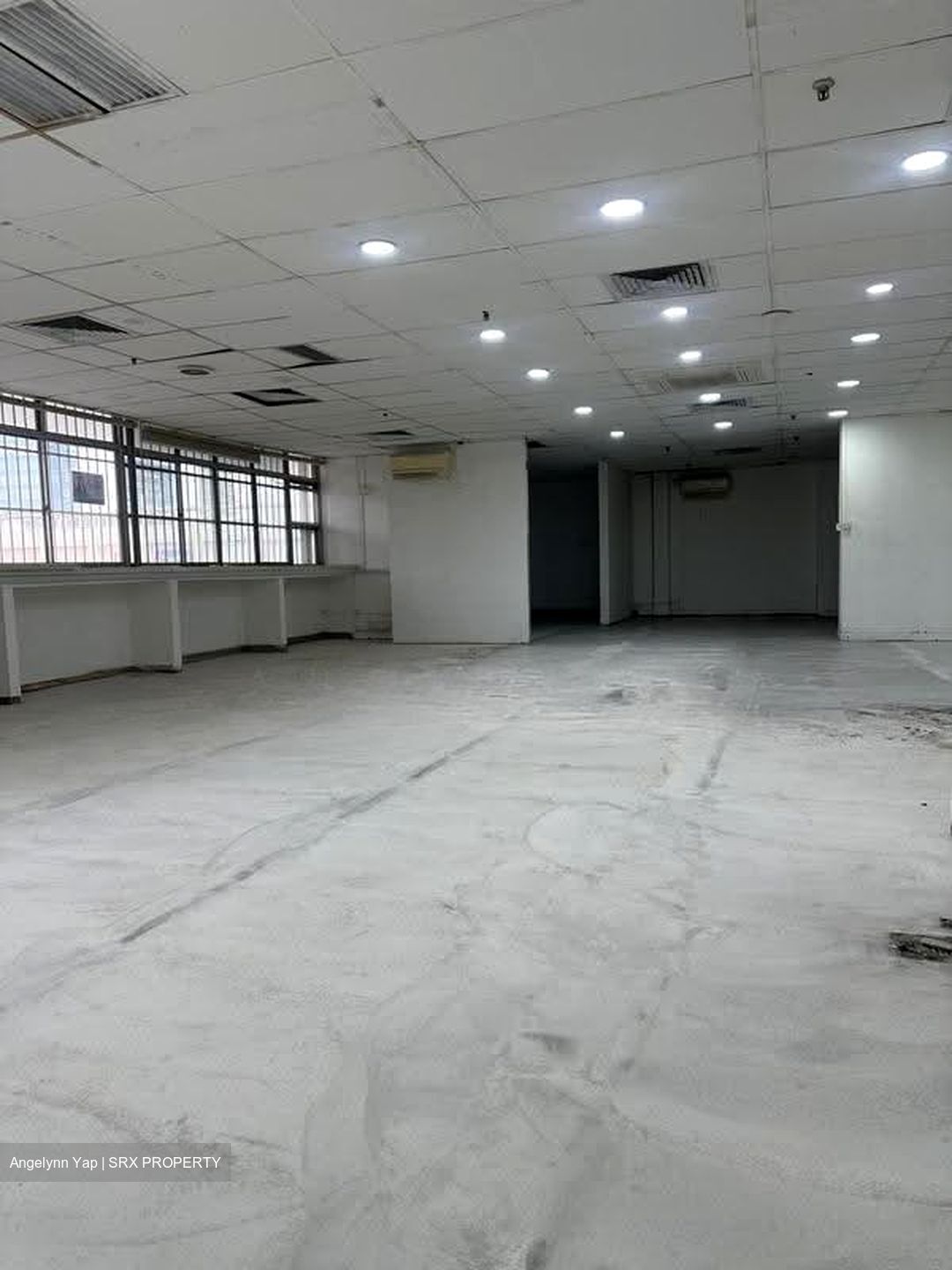 People's Park Centre (D1), Office #612424981